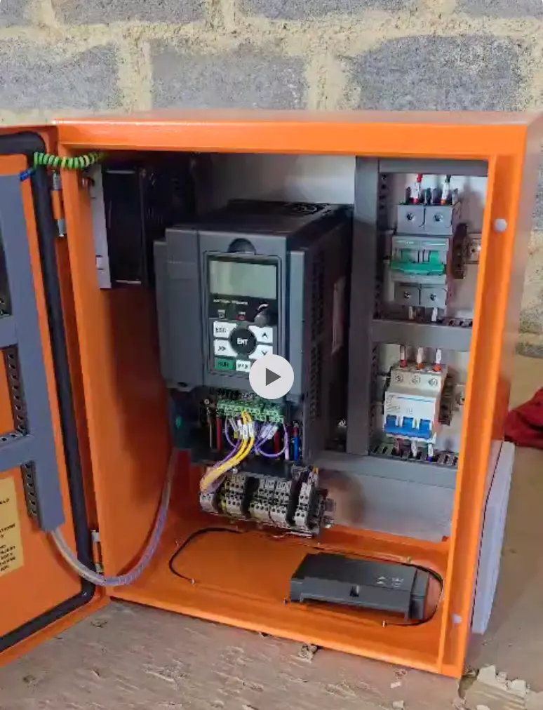 T4 5.5kW 400V 13A AC/DC Solar controller